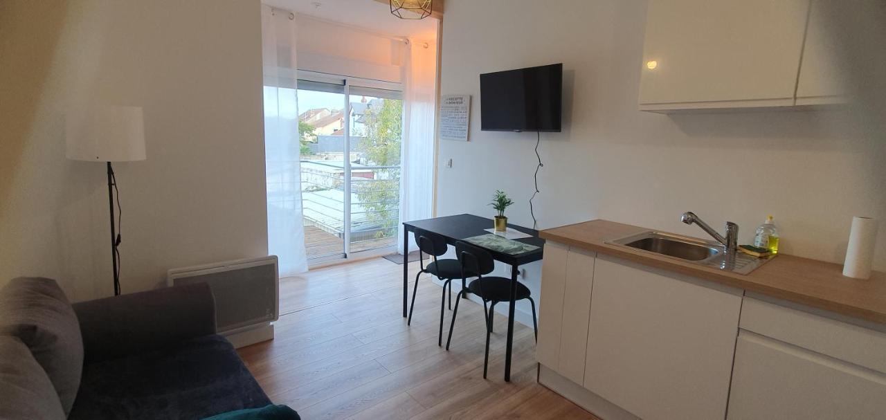 Charmant T2 Avec Grande Terrasse Quartier Jardin Massey Tarbes Exterior foto